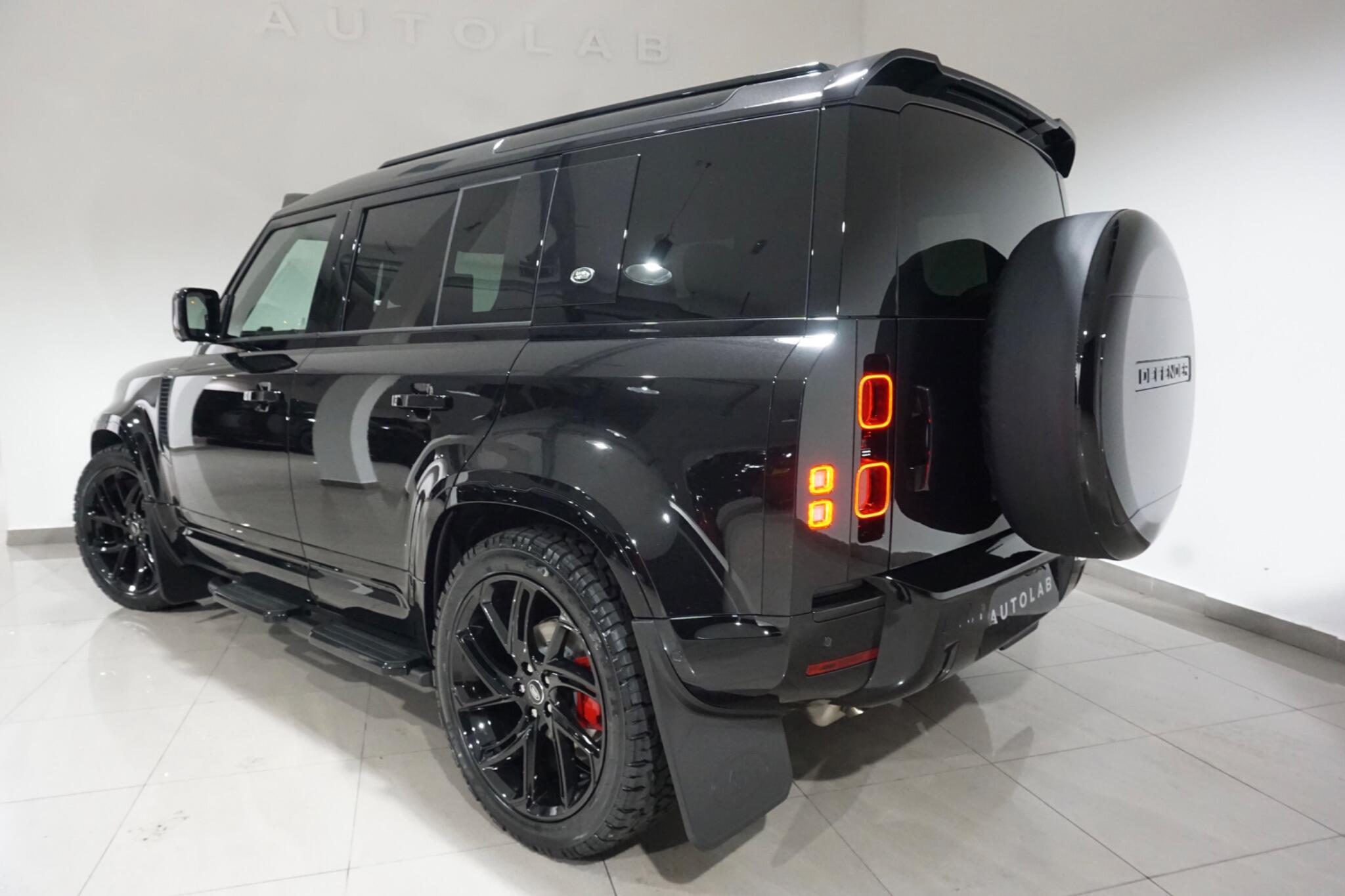 Land Rover Defender 110 3.0 D250 MHEV XS Edition SUV 5dr Diesel Auto 4WD Euro 6 (s/s) (250 ps)